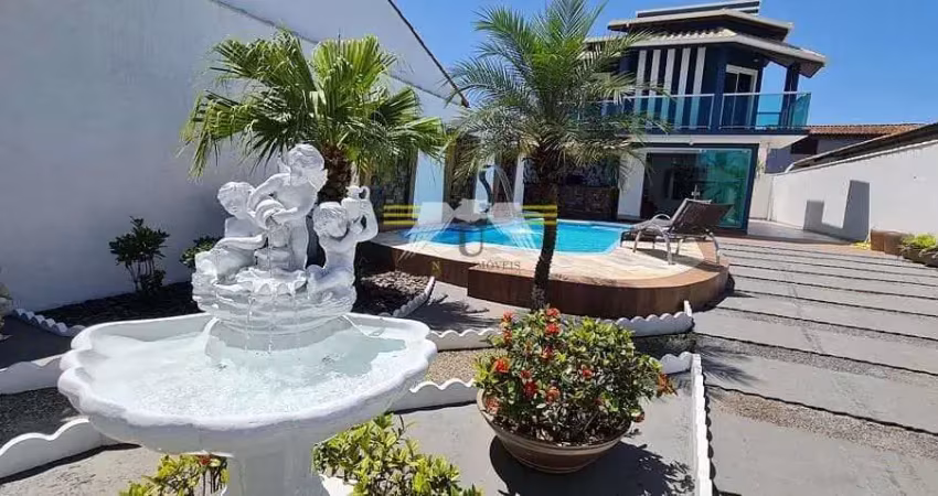 Belíssimo sobrado de alto padrão no centro de ilha comprida a 300 metros da praia!!!