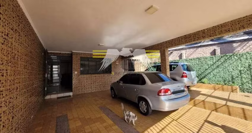 Casa totalmente térrea, com edícula no fundo, em amplo terreno à venda na vila carrão