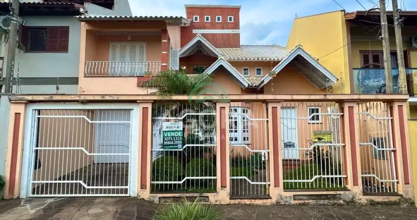 sobrado de 03(três) dormitórios sendo 01(uma) suite localizado no bairro Moinhos de Vento