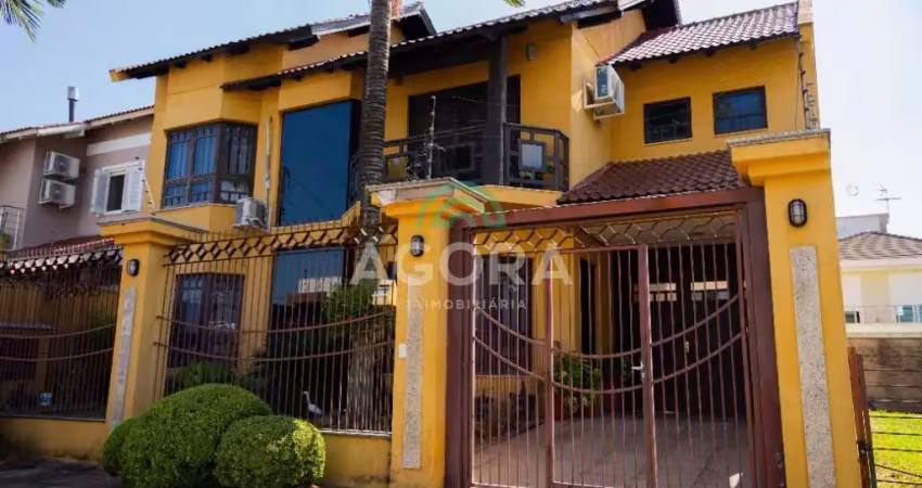 Sobrado de 342m² com 3 (três) dormitórios, sendo 1 (uma) suíte, localizado no bairro bela vista.