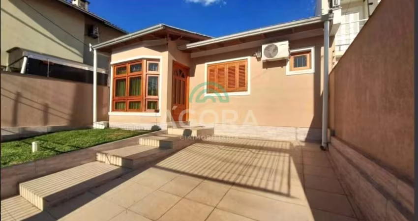 Casa térrea com 2 (dois) dormitórios, localizada no bairro São José, em Canoas.