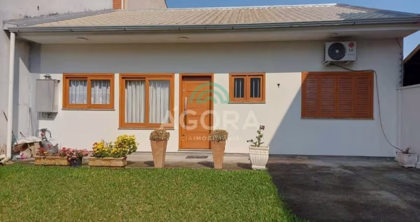 Casa térrea de 55m², com 1 (um) dormitório e 1 (um) banheiro, localizada no bairro São José.