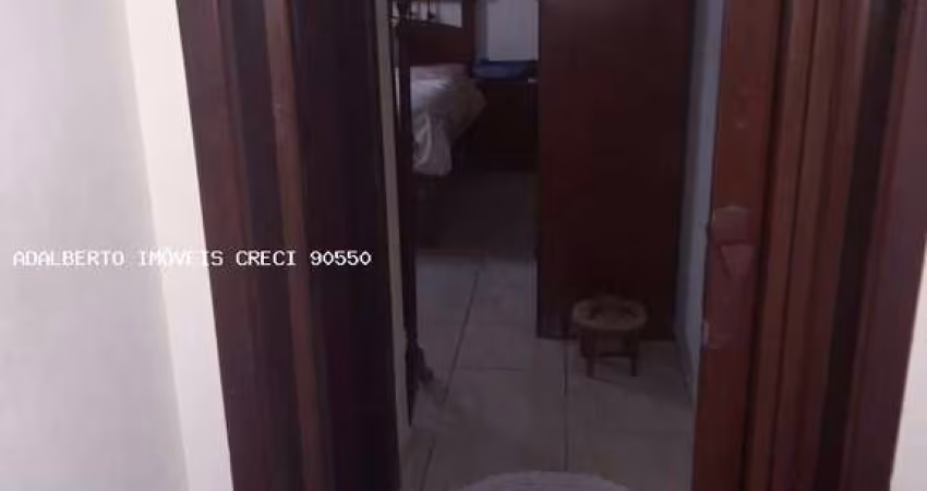 Casa Sobreposta para Venda em São Vicente, Vila São Jorge, 2 dormitórios, 2 suítes, 2 banheiros, 1 vaga