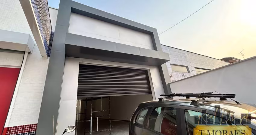 Galpão comercial na Av. Américo Figueiredo