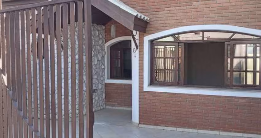 Casa no Jardim Guarujá - aluguel