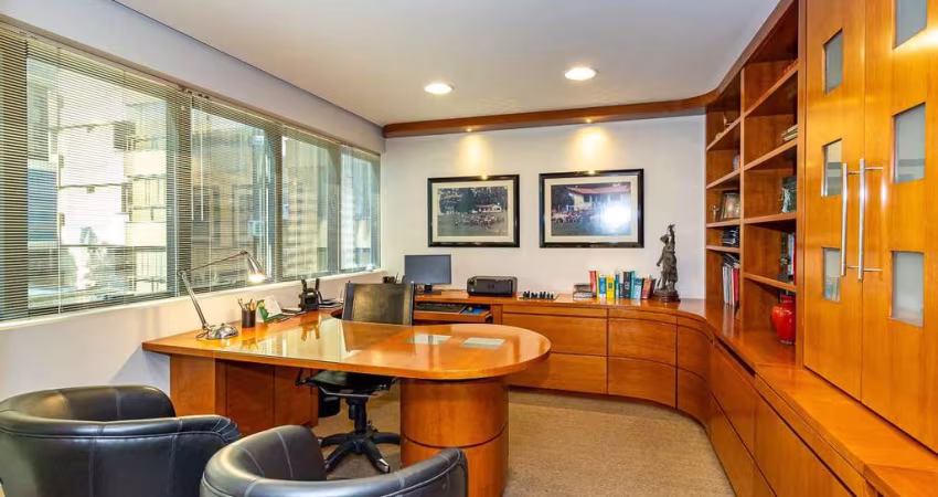 SALA COMERCIAL MOBILIADA com 34m², Comercial Felicíssimo de Azevedo em Porto Alegre para Comprar