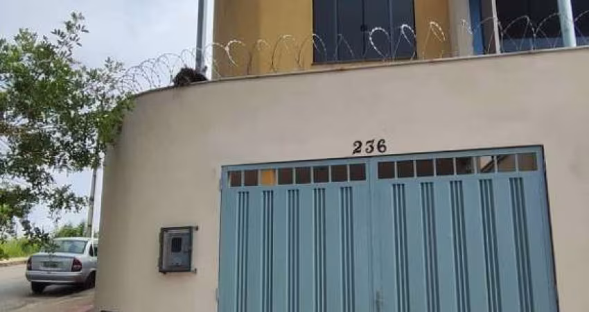 Casa à venda em Conselheiro Lafaiete-MG, Parque Montreal: 2 quartos, 1 sala, 2 banheiros, 1 vaga, 68m²