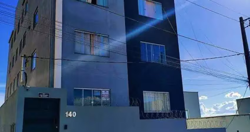 Apartamento à venda em Conselheiro Lafaiete-MG, Novo Horizonte - 2 quartos, 1 sala, 1 banheiro, 1 vaga de garagem!