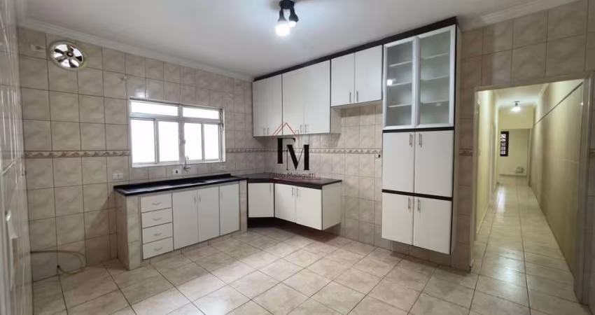 Casa Térrea para Venda em São Caetano do Sul, Cerâmica, 2 dormitórios, 2 banheiros, 2 vagas