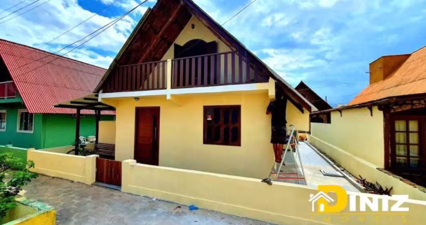 Casa em Condomínio para Venda em Cabo Frio, Unamar (Tamoios), 2 dormitórios, 2 banheiros, 1 vaga
