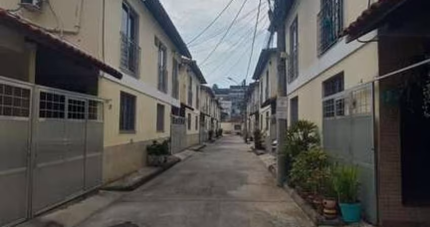 Casa em Condomínio para Venda em Duque de Caxias, Carolina, 2 dormitórios, 2 banheiros, 1 vaga