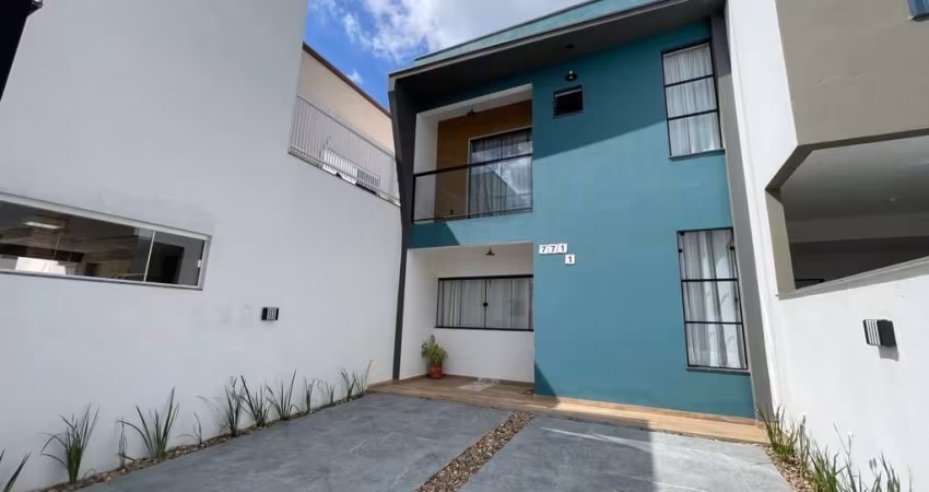 CASA À VENDA EM BARRA VELHA - SC NO BAIRRO ITAJUBA COM PISCINA