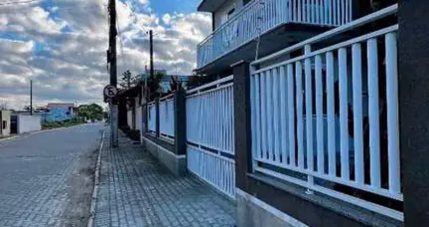 Casa térrea para locação em rua tranquila com segurança e vizinhança fixa