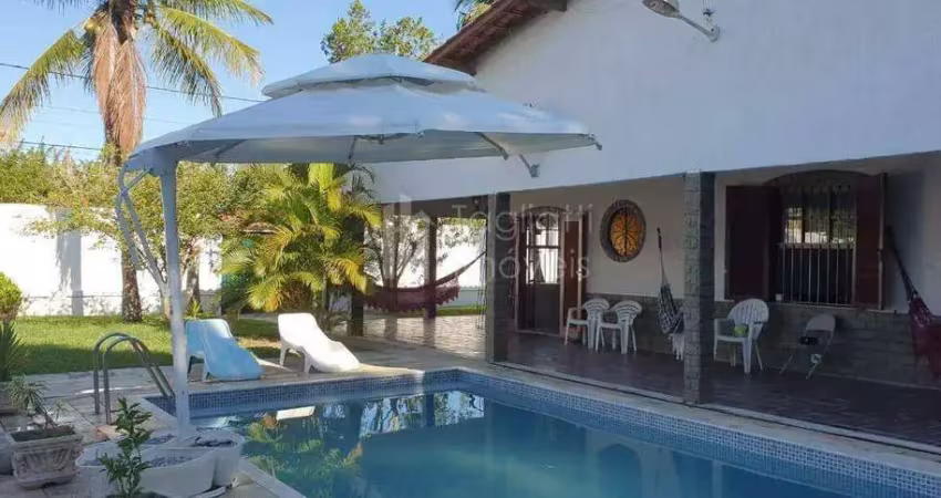 Casa à venda no bairro Parati em Araruama/RJ