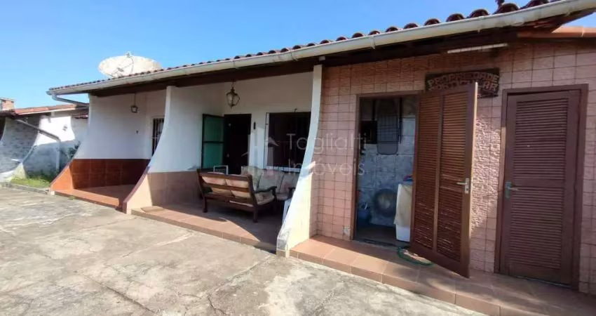 Casa à venda no bairro 15 De Novembro em Araruama/RJ