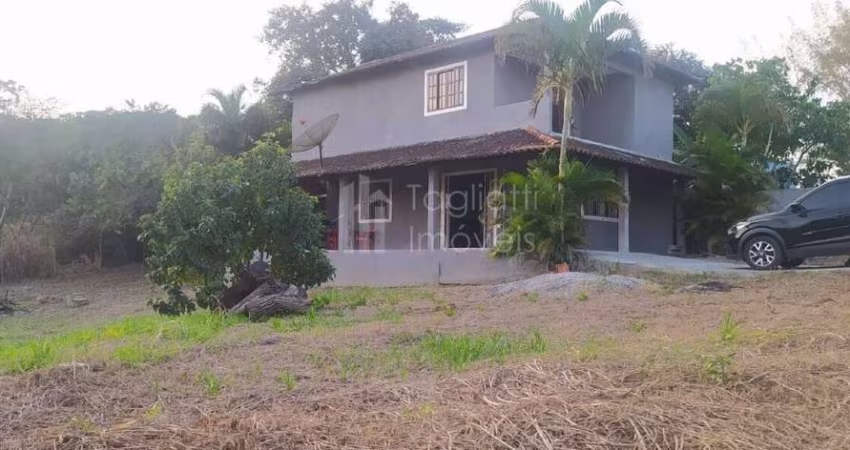 Casa à venda no bairro Banqueiros em Araruama/RJ