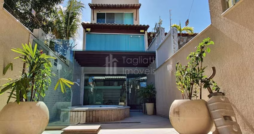 Casa à venda no bairro Parati em Araruama/RJ