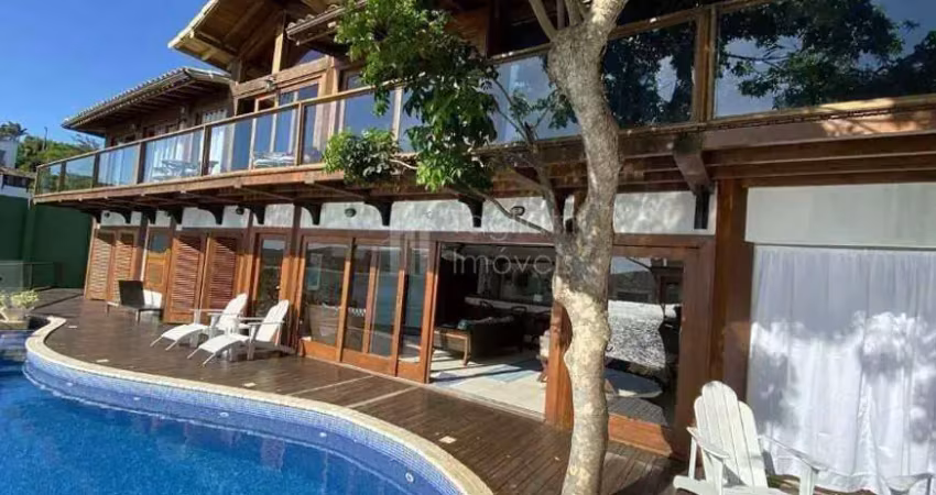 Casa à venda no bairro Ferradura em Armação dos Búzios/RJ