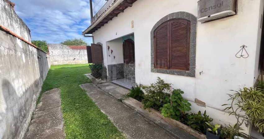 São José - Casa Geminada à Venda em Condomínio Familiar - Bairro Coqueiral - Araruama