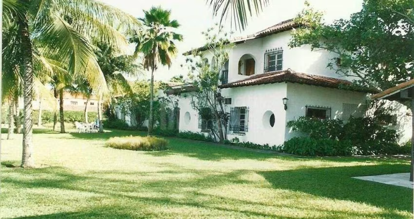 Mansão 5 suítes  pé na areia Lakeview Araruama