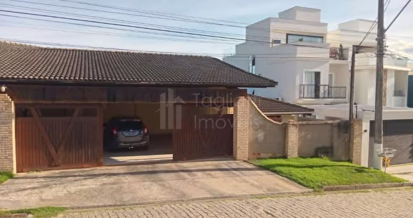 Casa com 3 Suítes no bairro Colinas - Rio Das Ostras
