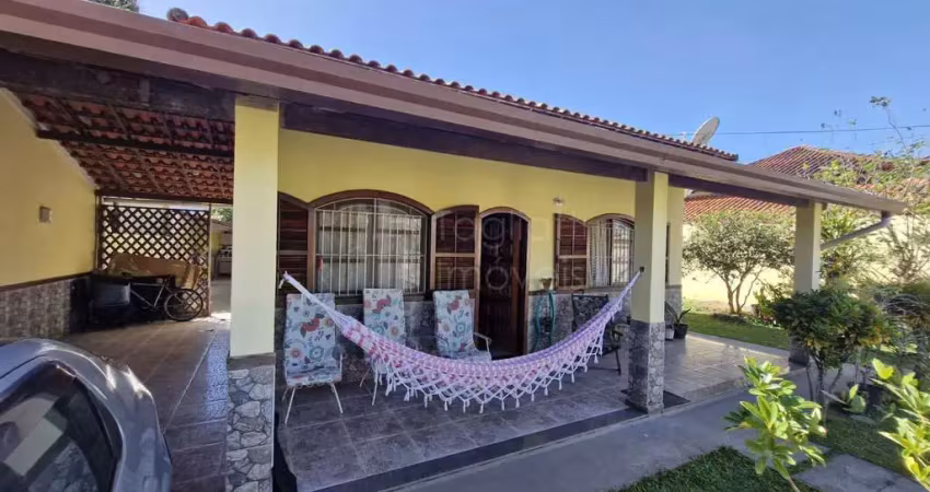 Casa com 2 quartos à venda no Coqueiral, Araruama 