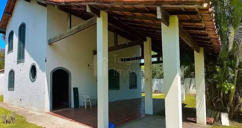 Casa com 4 quartos à venda em Parati, Araruama 