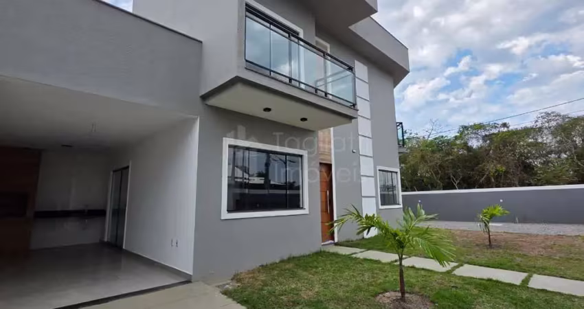 Casa com 3 quartos à venda na Pontinha, Araruama 