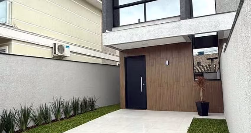 Sobrado à venda no bairro Ingleses do Rio Vermelho - Florianópolis/SC