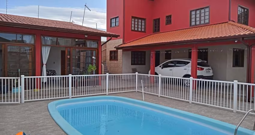 Casa à venda no bairro Ingleses do Rio Vermelho - Florianópolis/SC