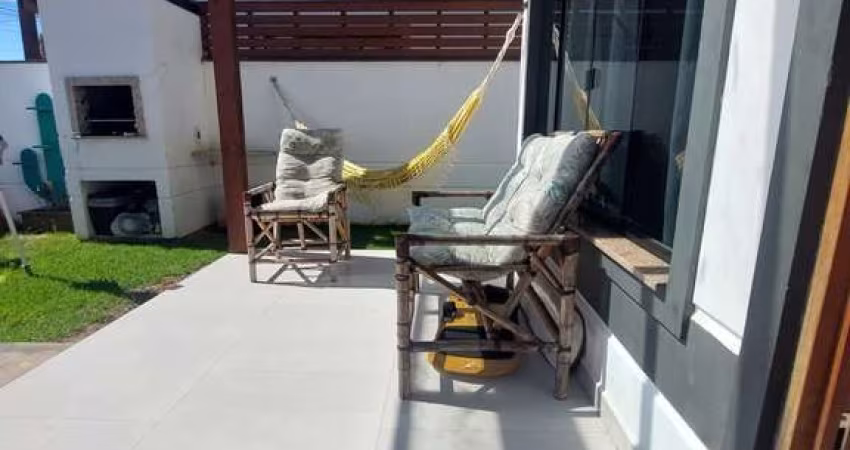 Sobrado Semi mobiliado com 133m² á aproximadamente 6 km da Praia dos Ingleses.