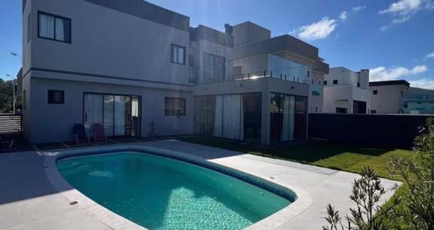 Casa Alto Padrão em Condomínio Fechado