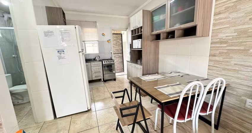 Sobrado Mobiliado com 72m² á aproximadamente 2 km da Praia dos Ingleses