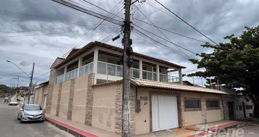 CASA COM ÁREA DE LAZER COMPLETA EM SANTA MÔNICA GUARAPARI...