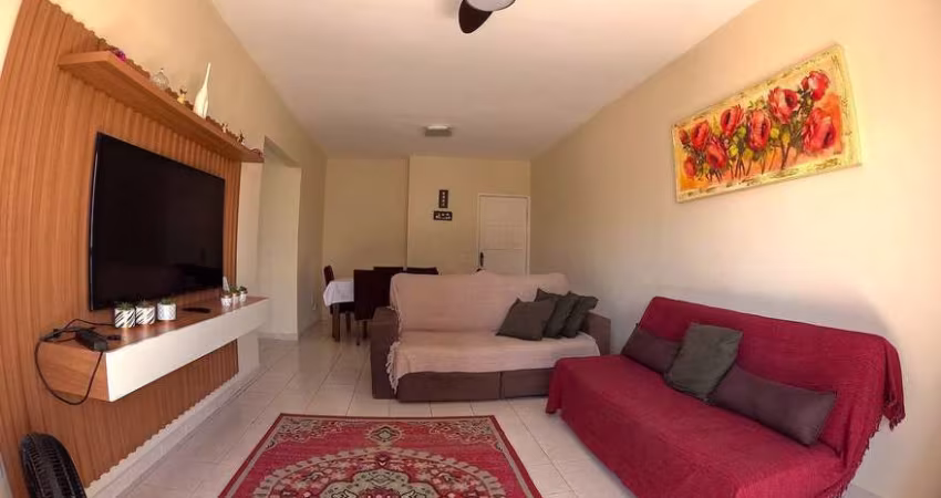 Seu refúgio perfeito:  Apartamento de 2 quartos com varanda