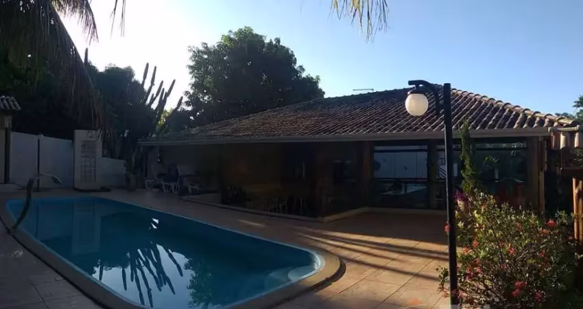 Linda chácara de 1.100 mt com área de lazer - pomar- andanas