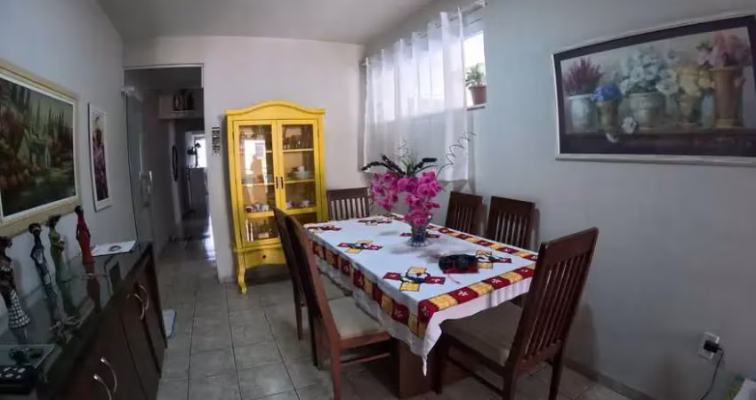 Apartamento de 2 quartos  a poucos metros da praia do morro