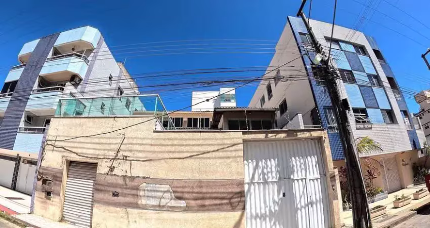Casa na quarta quadra do mar, apenas 200 metros da praia.