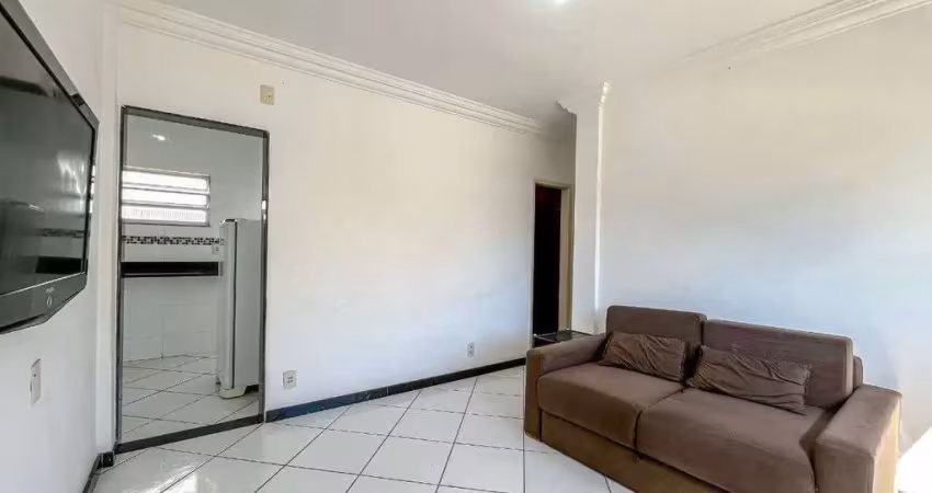 Apartamento de 02 quartos localizado no bairro ipiranga