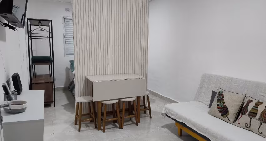 Linda kit à uma quadra da praia