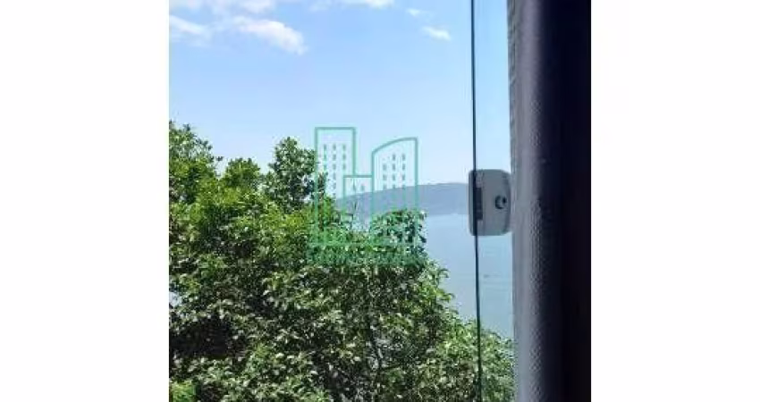 QUARTO E SALA NA ILHA PORCHAT, EM S. VICENTE-SP, REFORMADO E MODERNIZADO, 01 VAGA, PORTARIA 24H