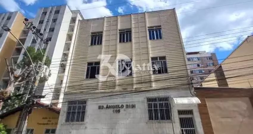 Apartamento com 3 quartos para alugar no Centro, Juiz de Fora 