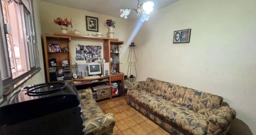 Apartamento com 2 dormitórios à venda por R$ 159.000,00- Passos - Juiz de Fora/MG