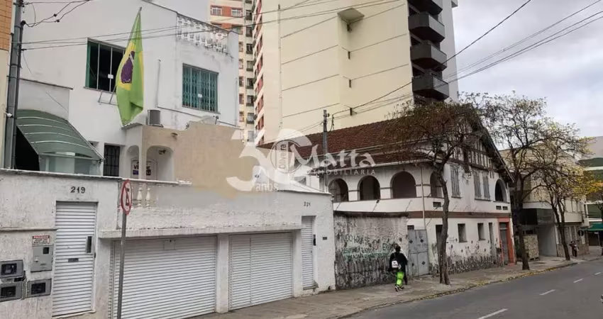 Casa à venda no São Mateus, Juiz de Fora 