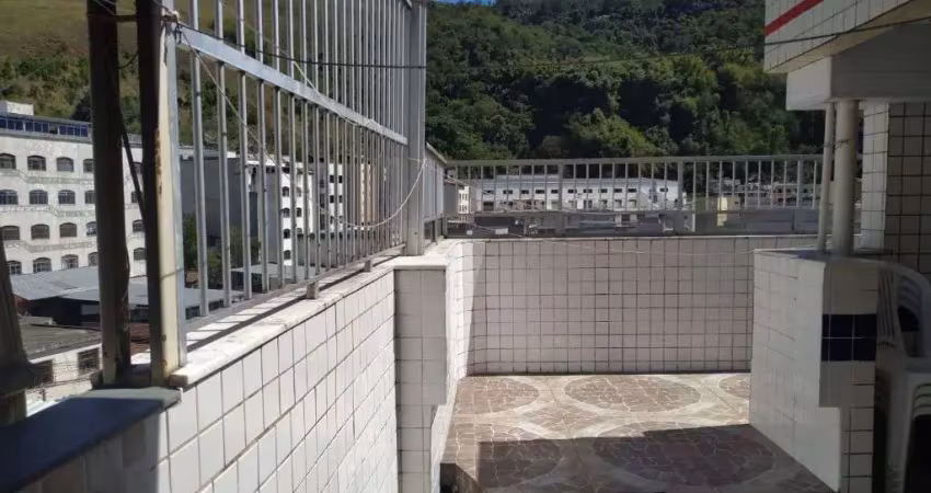 Casa com 3 quartos à venda no São Mateus, Juiz de Fora 