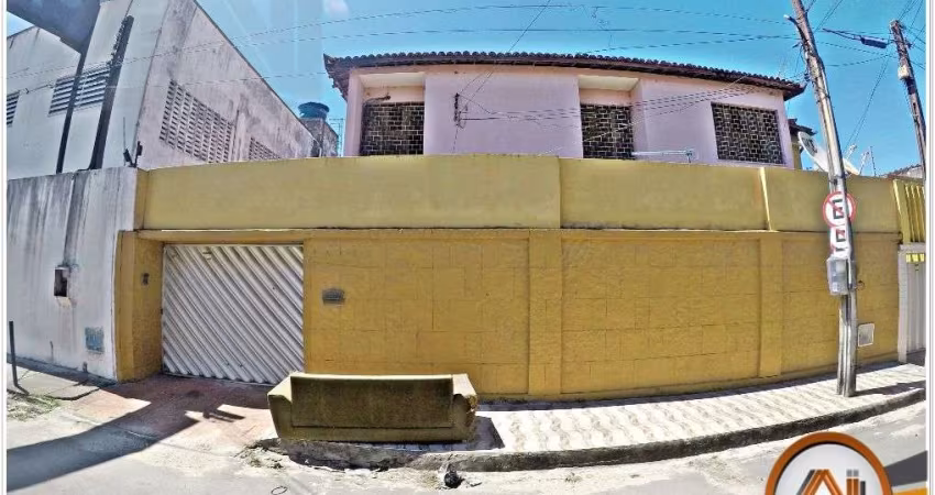 Casa à venda, 160 m² por R$ 300.000,00 - Montese - Fortaleza/CE