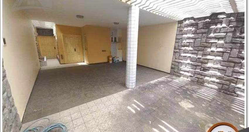 Casa à venda, 250 m² por R$ 720.000,00 - Fátima - Fortaleza/CE