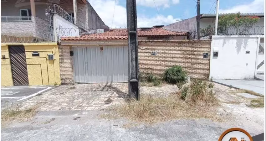 Casa à venda, 216 m² por R$ 460.000,00 - Parangaba - Fortaleza/CE