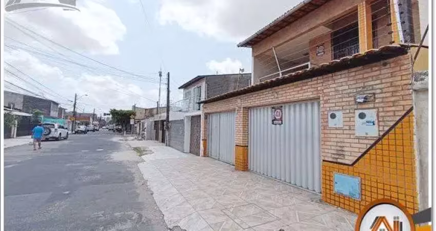 Casa à venda, 340 m² por R$ 900.000,00 - Jóquei Clube - Fortaleza/CE