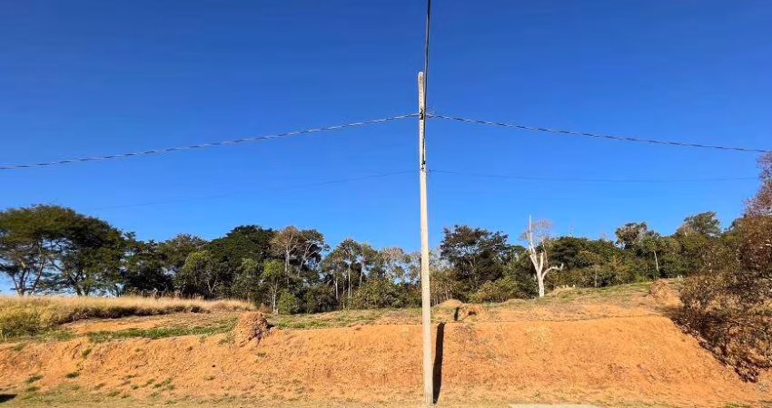 Terreno com 1100 m², no Village Salvaterra - Juiz de Fora - MG